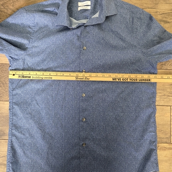 Calvin Klein Men's Medium Blue Short Sleeve Shirt - Picture 8 of 10